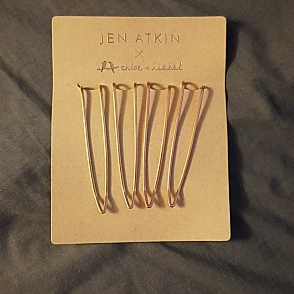 Chloe and Isabel/Jen Atkin hair pins